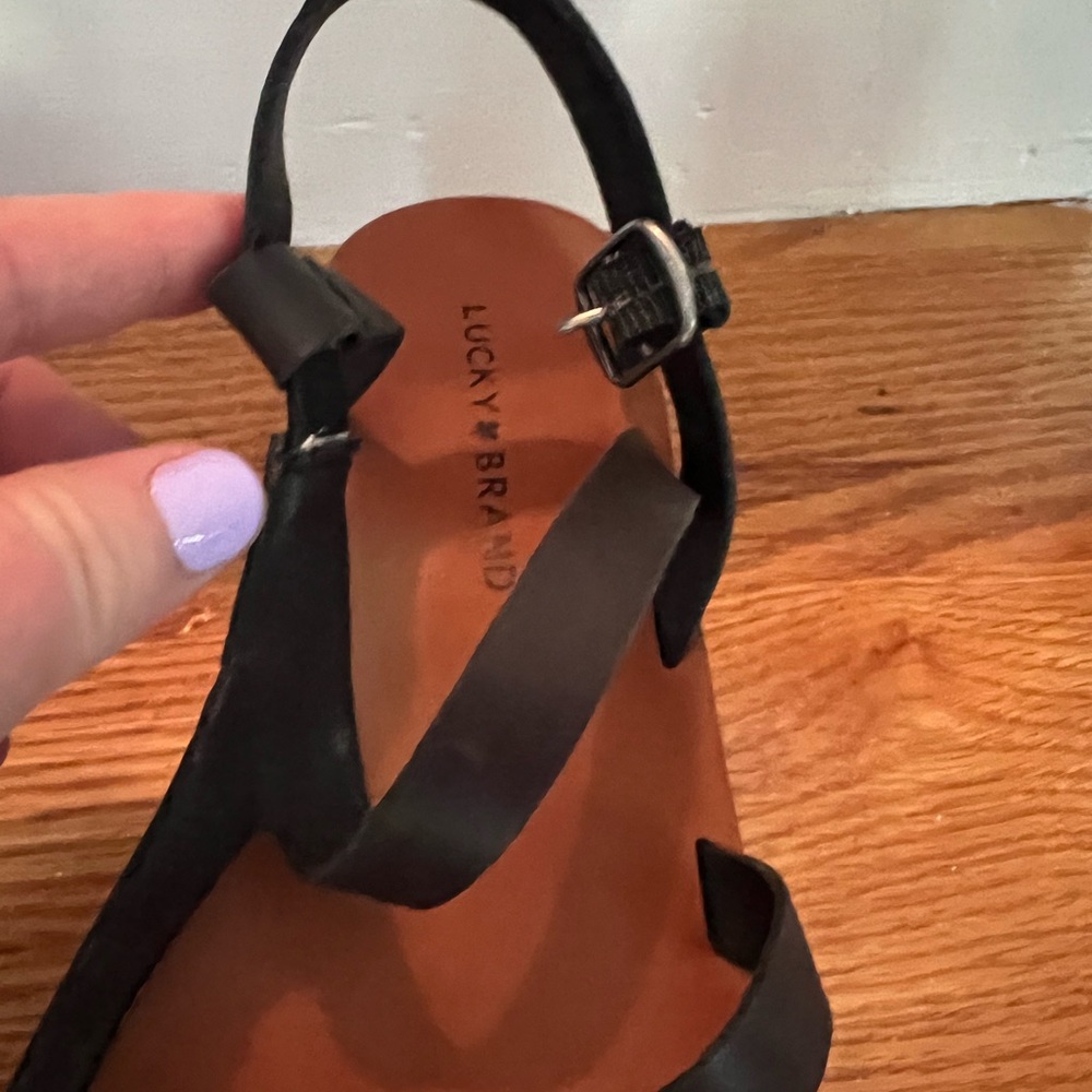 Lucky Brand-Women’s Black Sandals - Picture 6 of 6
